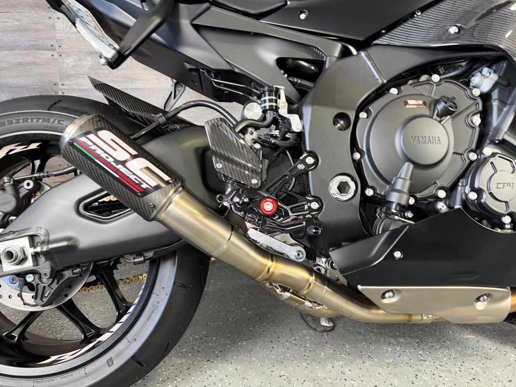 2025 Yamaha YZF-R1 Custom! - 23051203 - 7