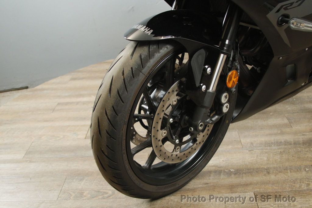 2025 Yamaha YZF-R7 1 Owner, 1810 Miles - 22982489 - 18