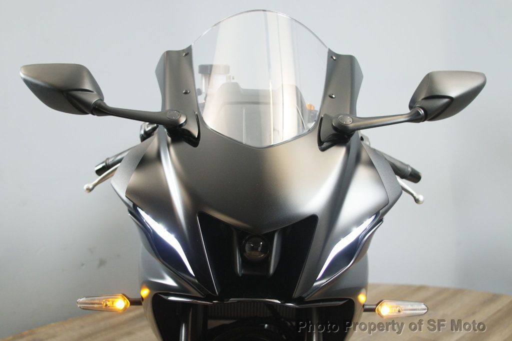 2025 Yamaha YZF-R7 1 Owner, 1810 Miles - 22982489 - 25
