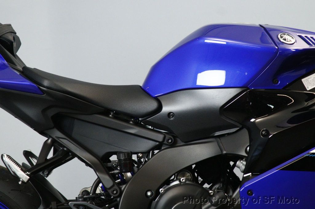 2025 Yamaha YZF-R9 One Owner, 642 Miles - 23047699 - 8