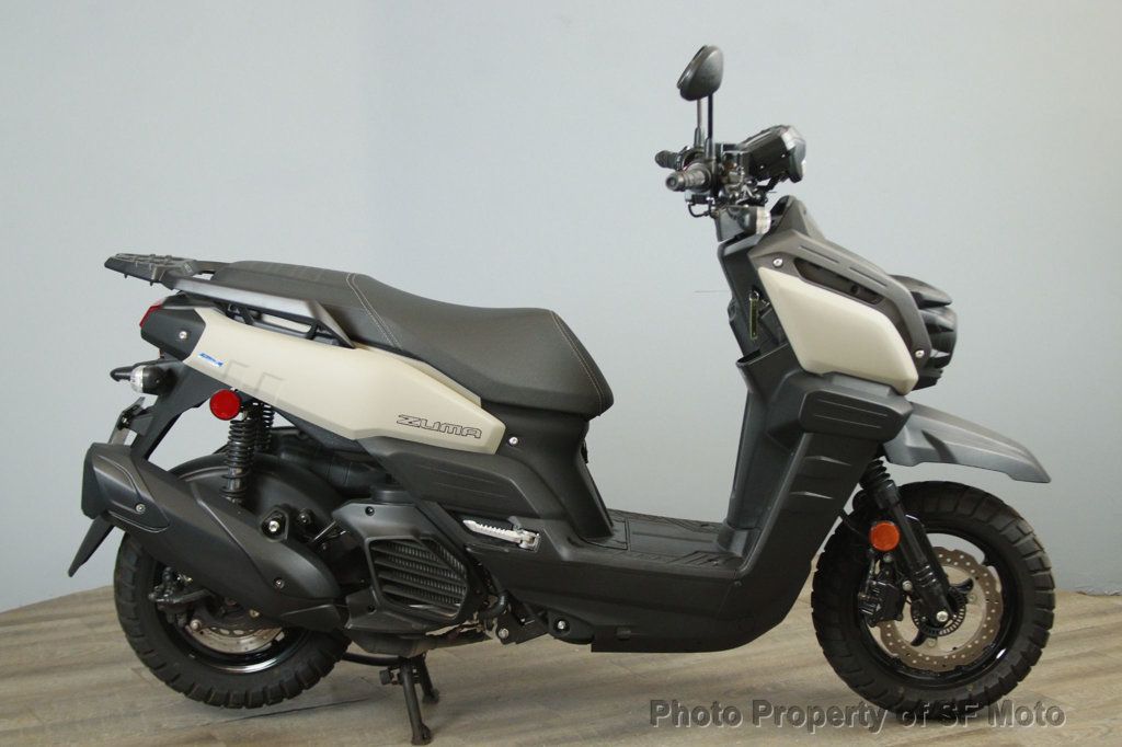 2025 Yamaha Zuma 125 One Owner, 1106 Mi - 22927240 - 2