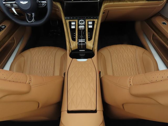 2026 Aston Martin DB12 Volante - 23037586 - 24