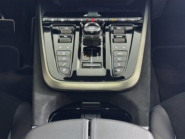 2026 Aston Martin DBX S - 23085713 - 13