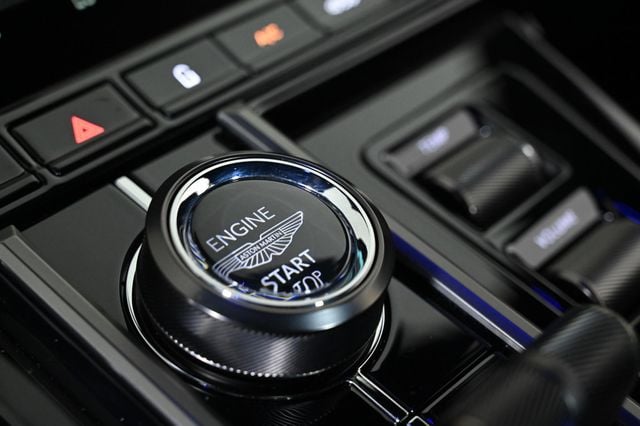 2026 Aston Martin Vantage Coupe - 22917538 - 17