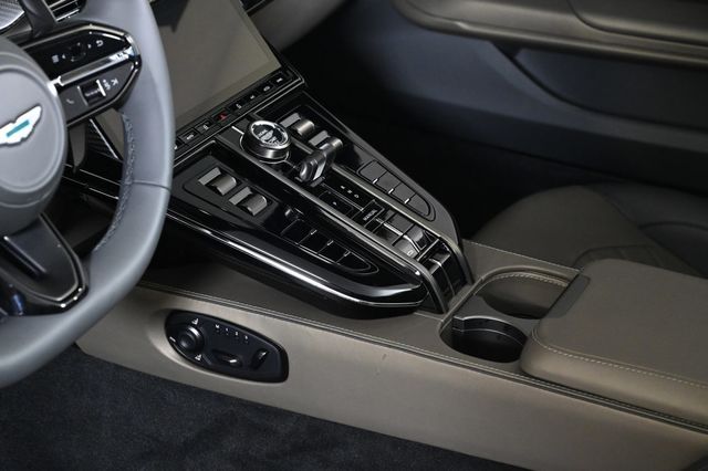 2026 Aston Martin Vantage S - 22984159 - 13