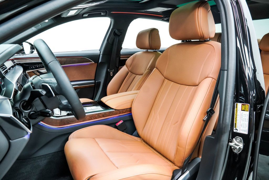 Audi A8 L photo 15