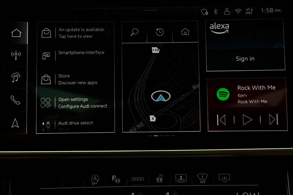 Audi A8 L photo 30