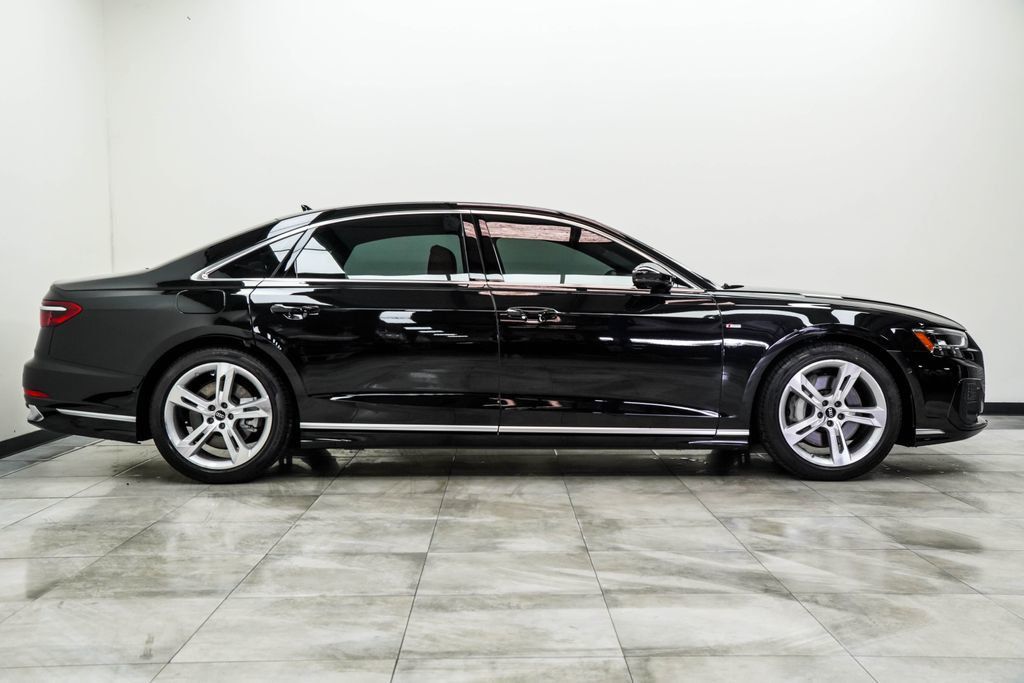 Audi A8 L photo 6
