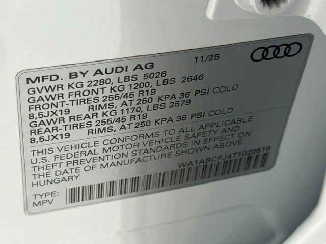 2026 Audi Q3 S line quattro - 23081017 - 32