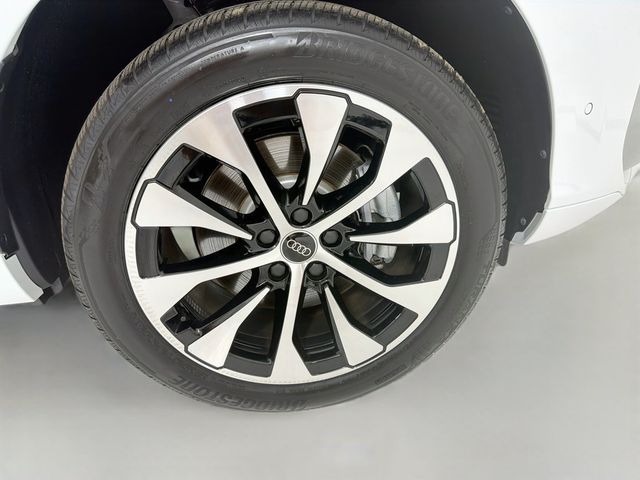 2026 Audi Q3 S line quattro - 23081017 - 33