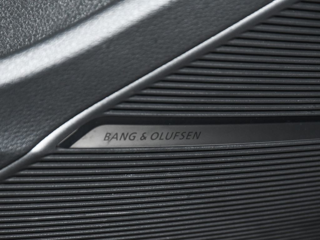 Audi Q7 photo 11