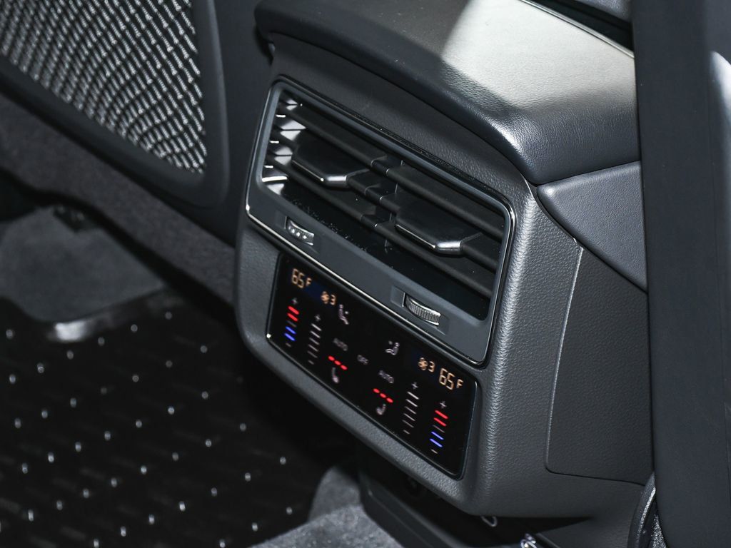 Audi Q7 photo 55