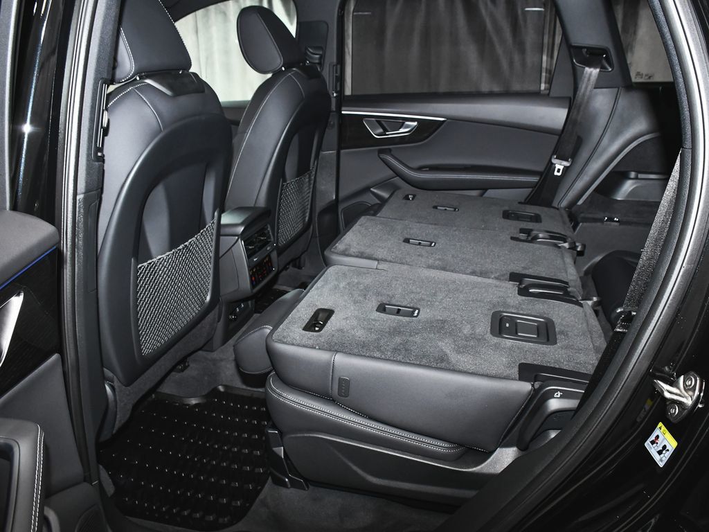 Audi Q7 photo 59
