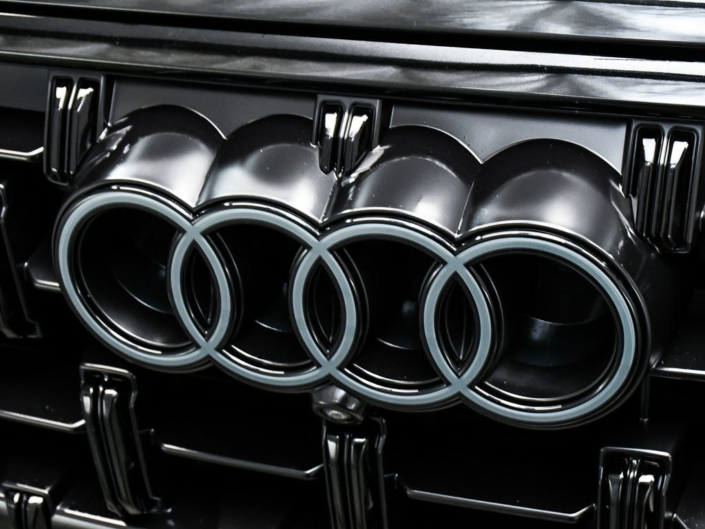 Audi Q7 photo 96