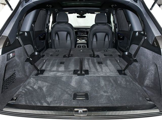 2026 Audi Q7 55 Premium Plus - 23050308 - 70