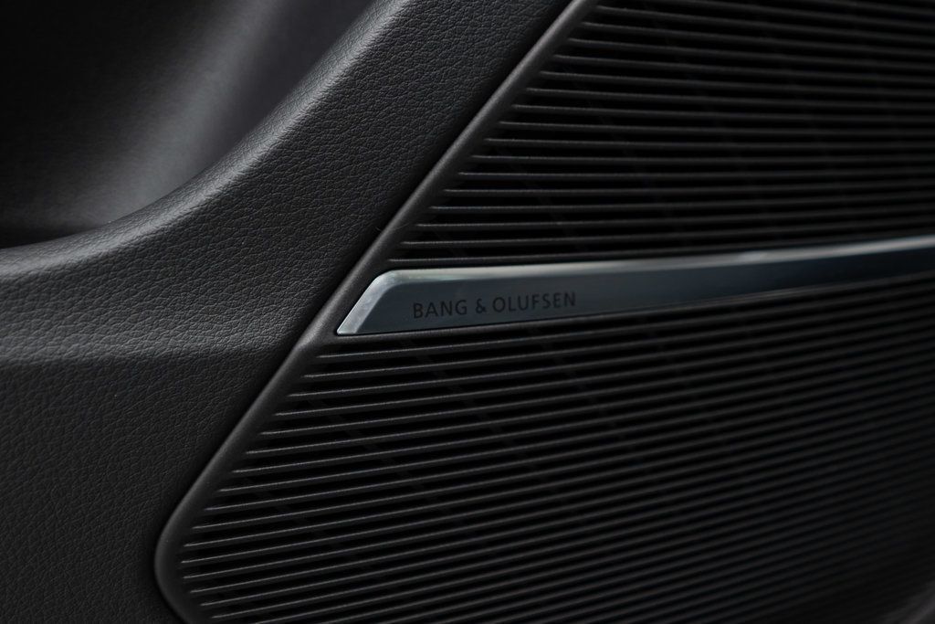 Audi Q8 photo 18