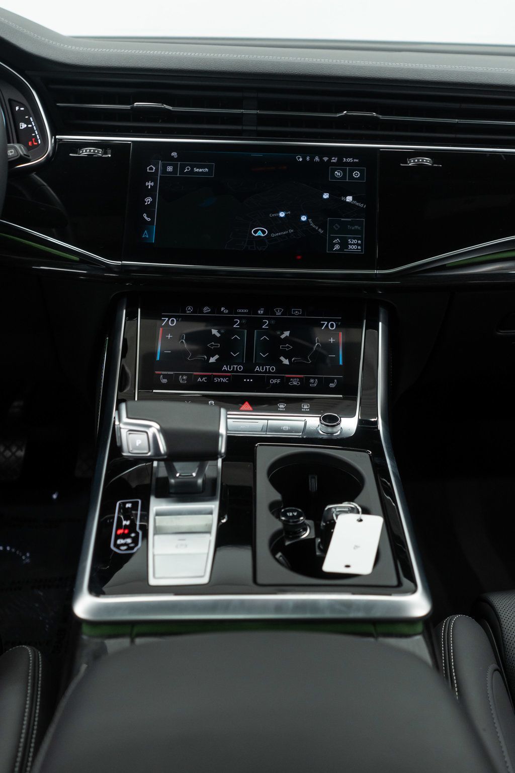 Audi Q8 photo 35