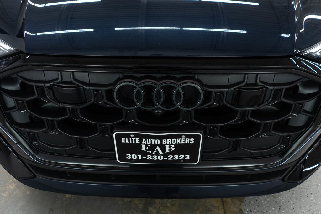 Audi Q8 photo 50