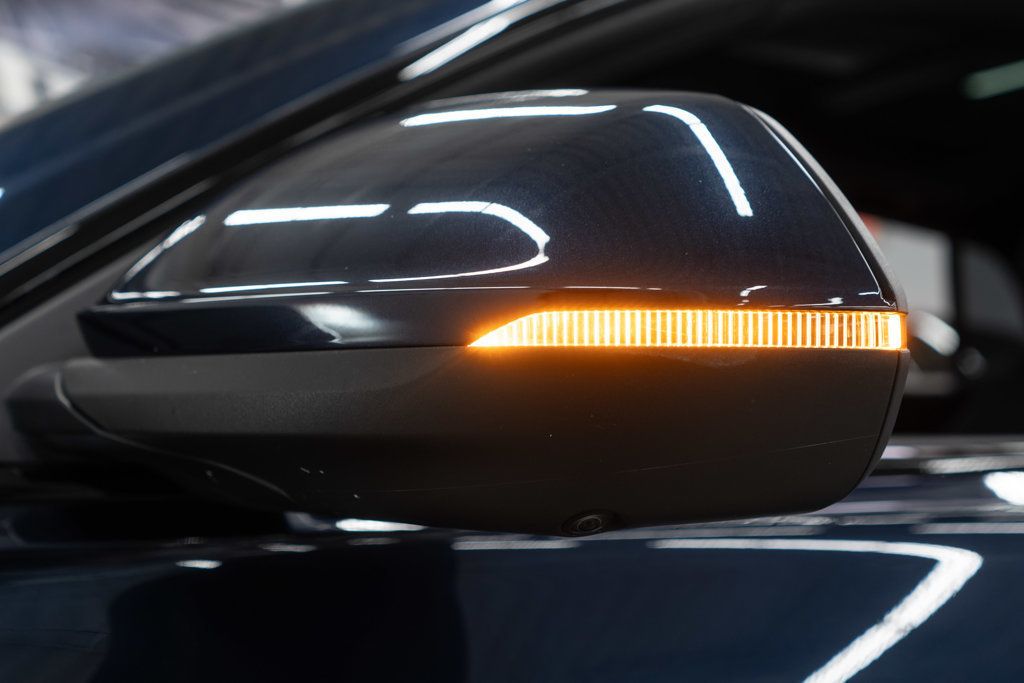 Audi Q8 photo 56