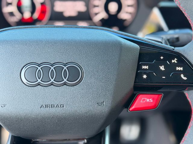 2026 Audi RS 3 quattro - 23058350 - 10