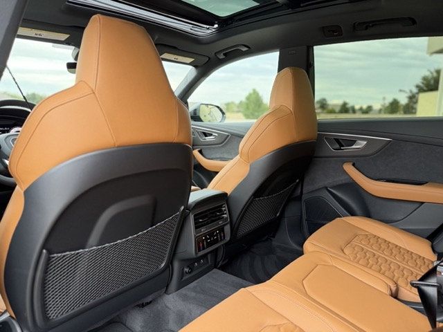 2026 Audi RS Q8 performance quattro - 23084014 - 25