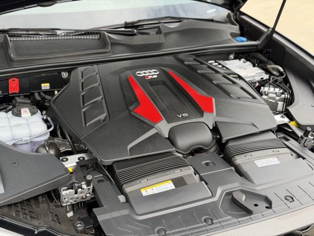 2026 Audi RS Q8 performance quattro - 23084014 - 32