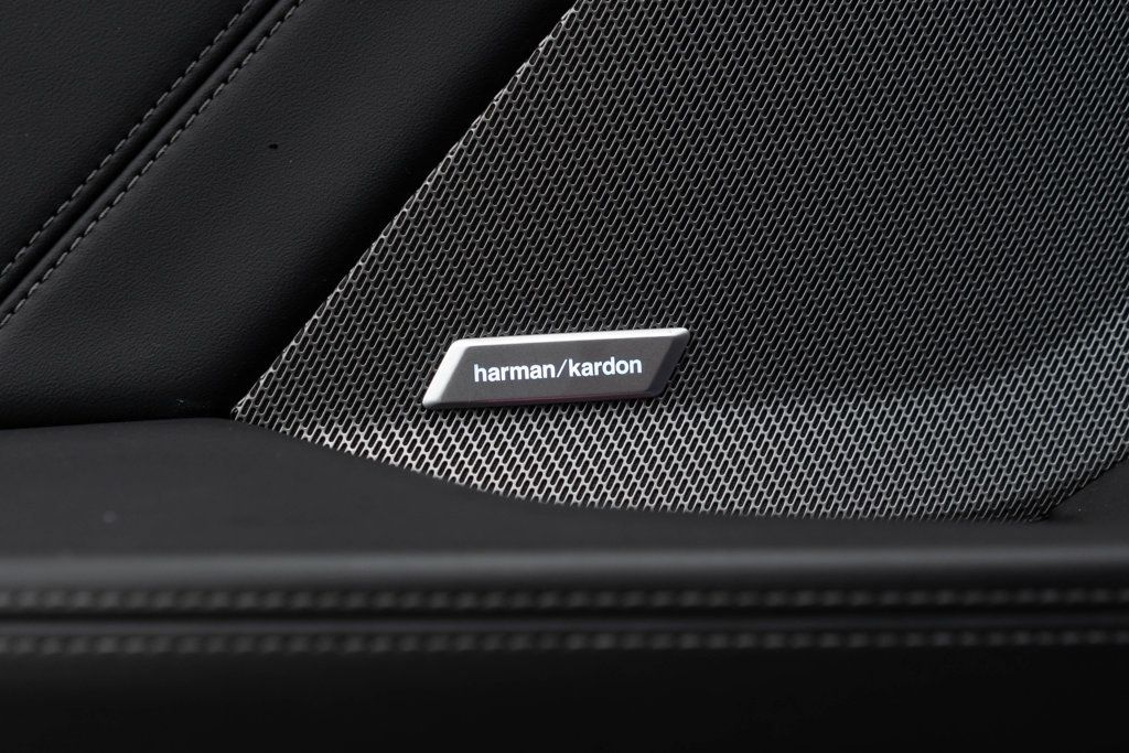BMW 2 Series photo 15
