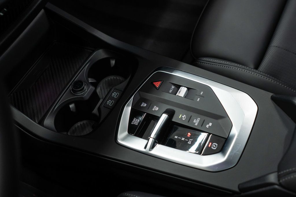 BMW 2 Series photo 18