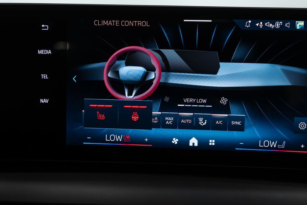 BMW 2 Series photo 25