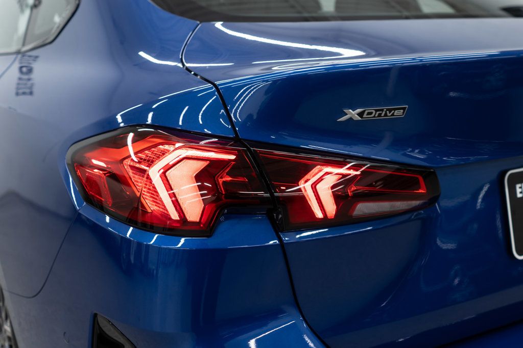 BMW 2 Series photo 42