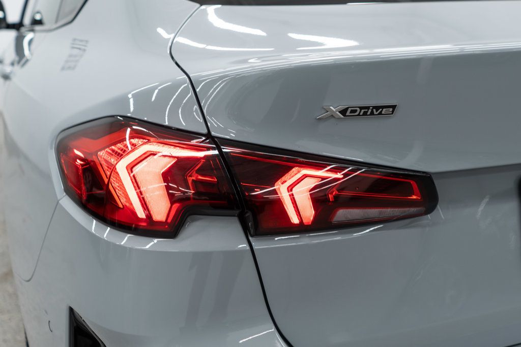 BMW 2 Series photo 44
