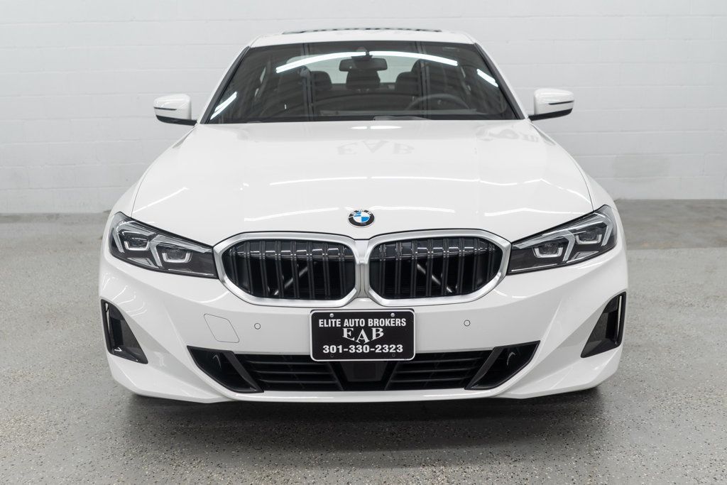 BMW 3 Series photo 3