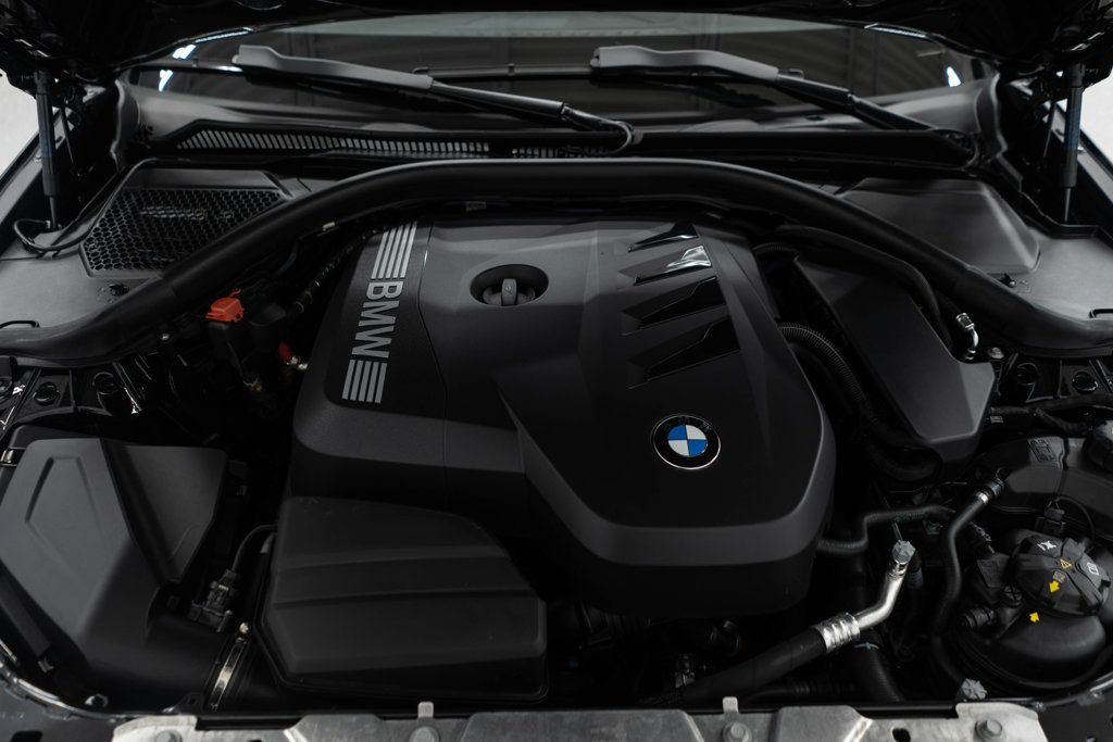 BMW 3 Series photo 38