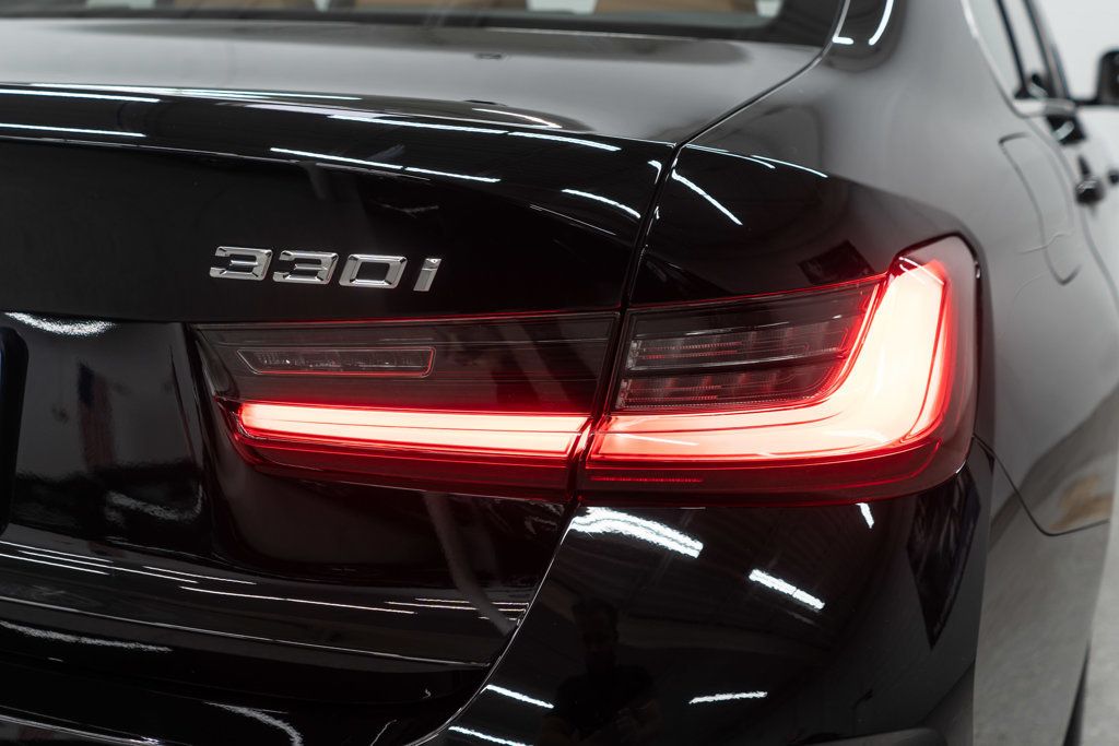 BMW 3 Series photo 48