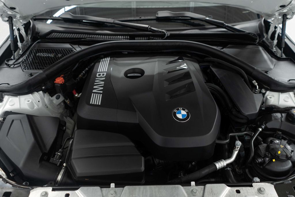 BMW 3 Series photo 38