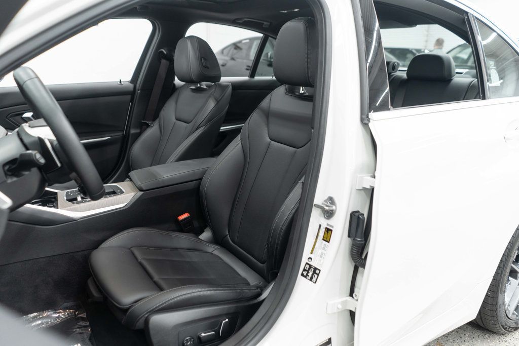 BMW 3 Series photo 9