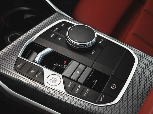 2026 BMW 3 Series 330i xDrive - 23030779 - 26