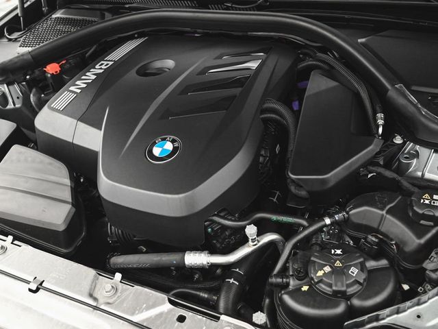 2026 BMW 3 Series 330i xDrive - 23030779 - 34