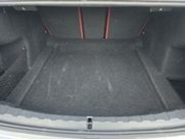 2026 BMW 3 Series 330i xDrive - 23030779 - 4