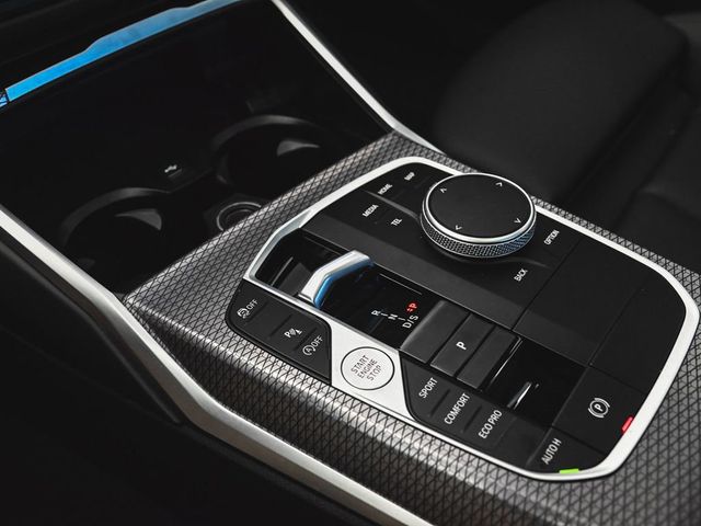 2026 BMW 3 Series 330i xDrive - 23031308 - 25