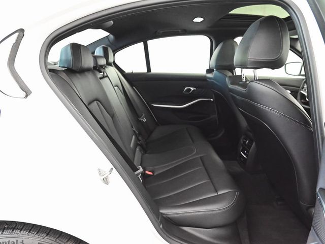 2026 BMW 3 Series 330i xDrive - 23031308 - 29