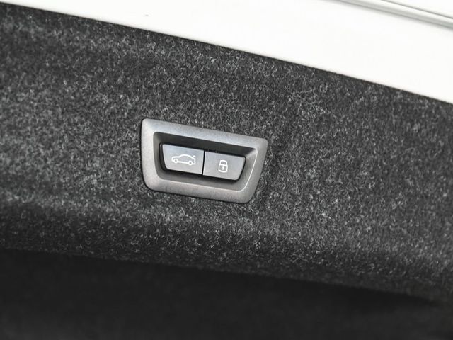 2026 BMW 3 Series 330i xDrive - 23031308 - 36