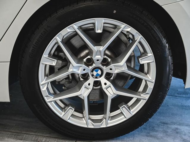 2026 BMW 3 Series 330i xDrive - 23031308 - 6