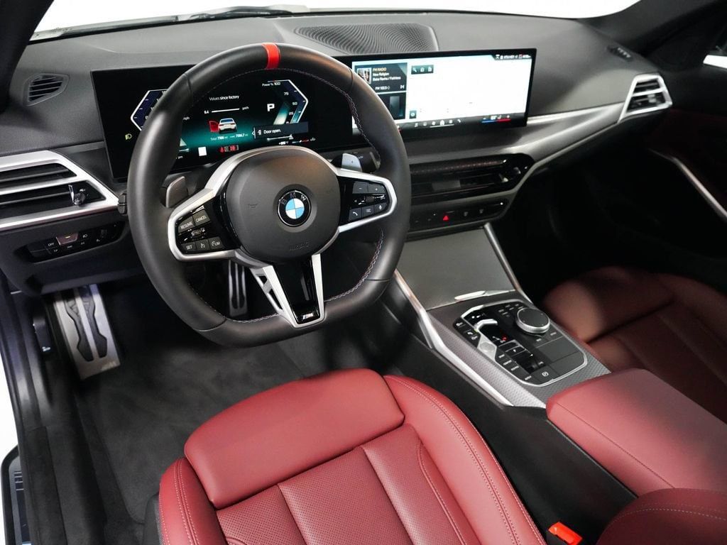 BMW 3 Series photo 16