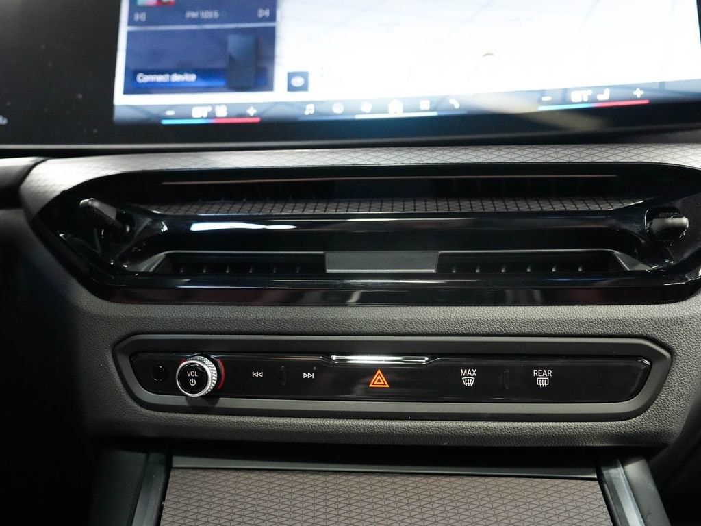 BMW 3 Series photo 23