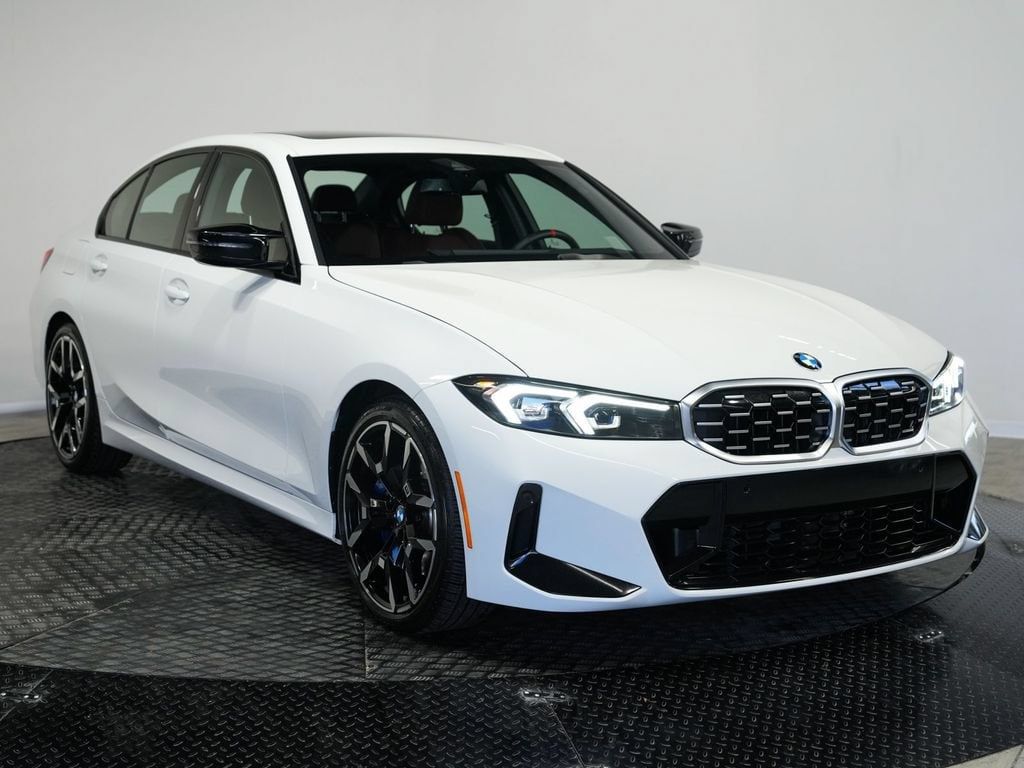 BMW 3 Series photo 3