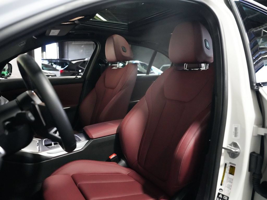 BMW 3 Series photo 33