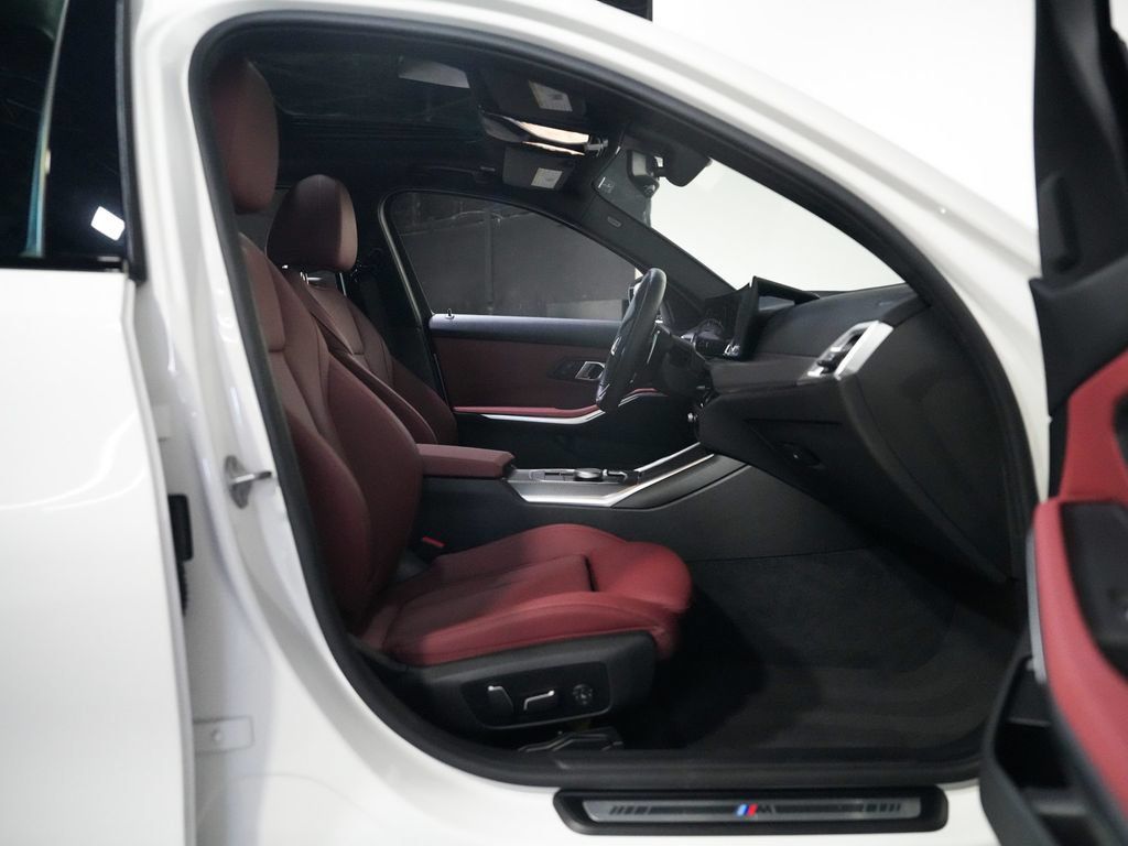 BMW 3 Series photo 39