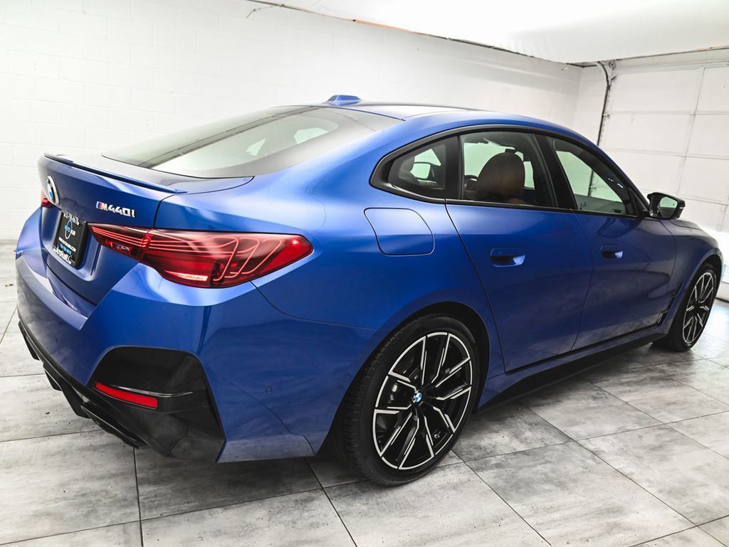 BMW 4 Series photo 6