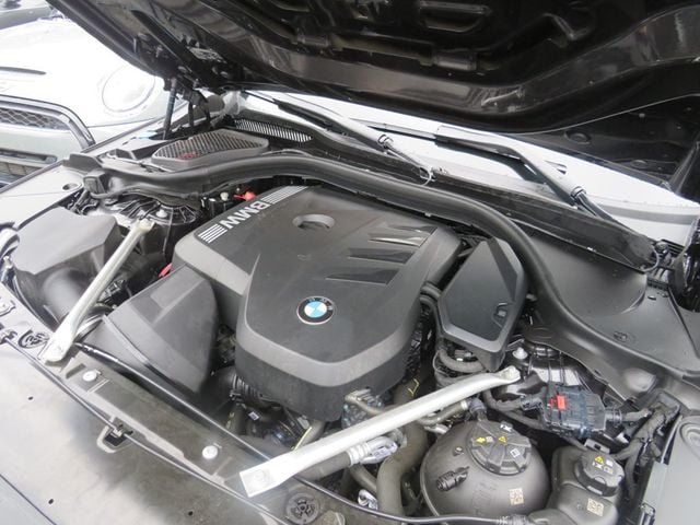 2026 BMW 5 Series 530i xDrive - 23061733 - 14